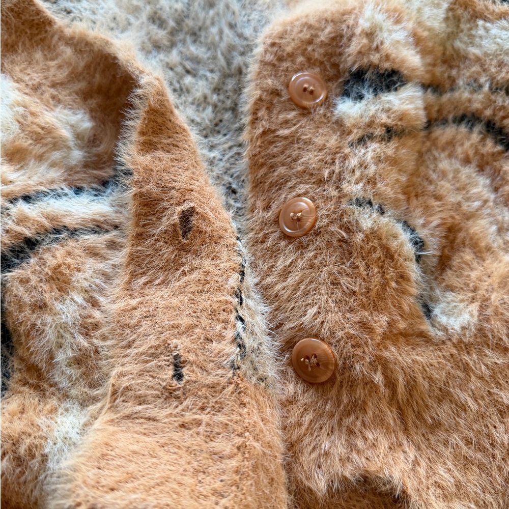Altar'd State | Fuzzy Cropped Cardigan with Swirl Pattern - Picture 4 of 5